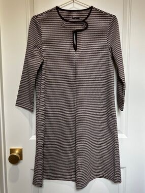 J. McLaughlin Brown Houndstooth Long-Sleeve Shift Dress